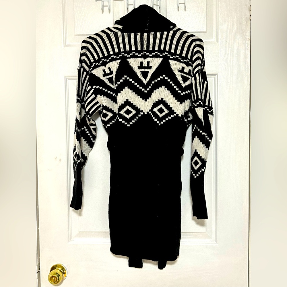 Black printed knitted cardigan